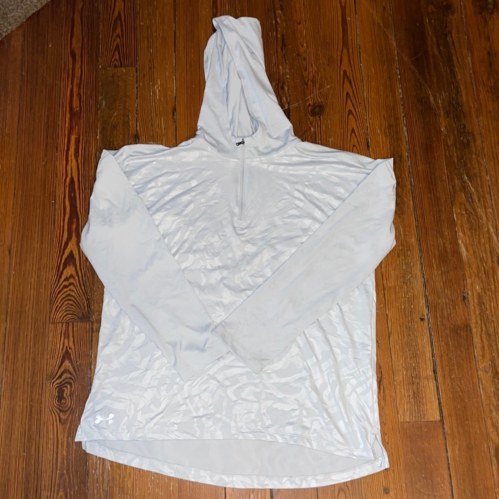 Under Armour- light gray Athletic long sleeve 1/4 zip with hood